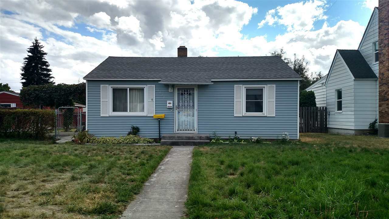 Property Photo: 2629 W Crown Ave WA 99205
