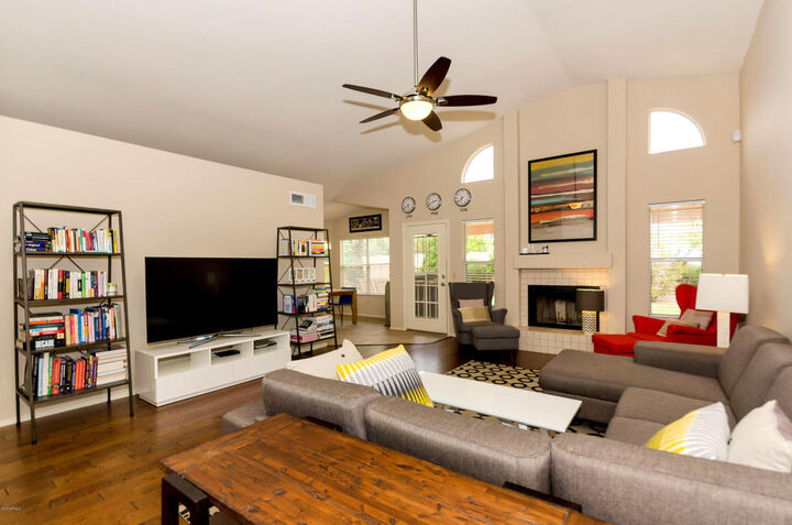 Property Photo:  5620 E Evans Drive  AZ 85254 