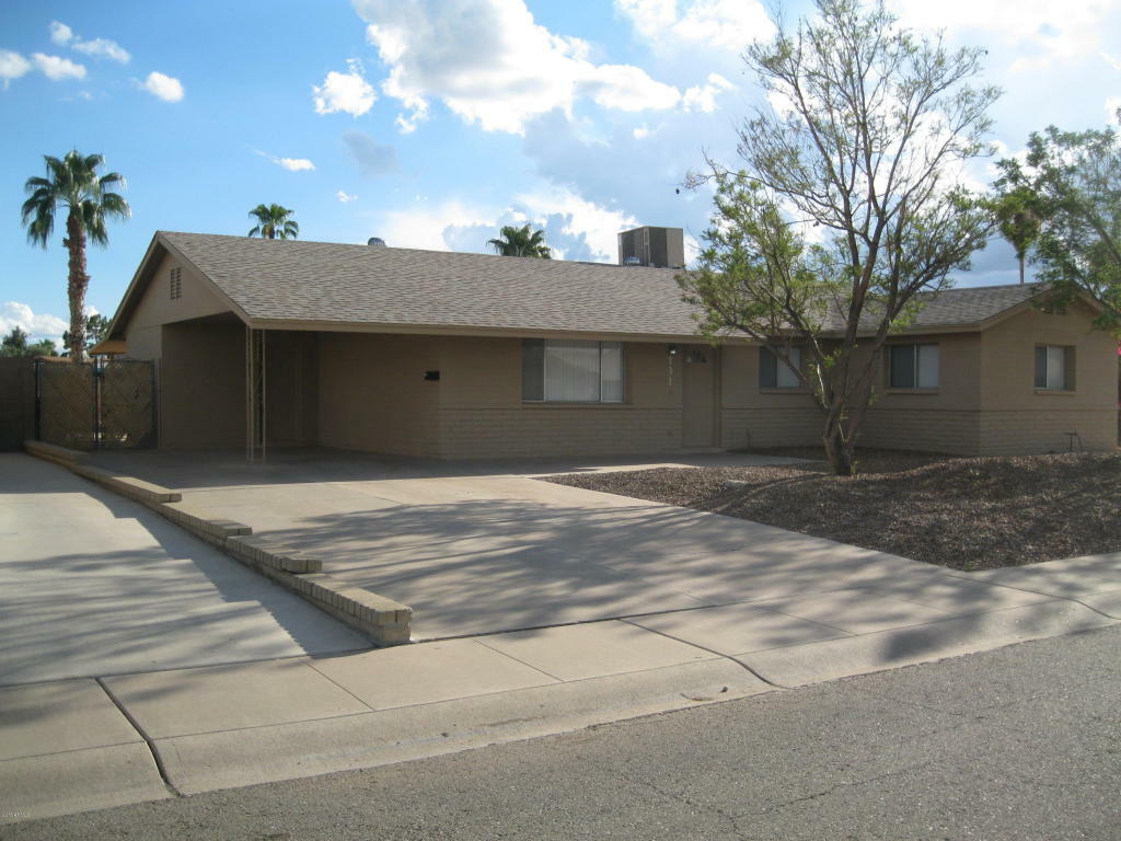 Property Photo:  131 W Kent Drive  AZ 85225 