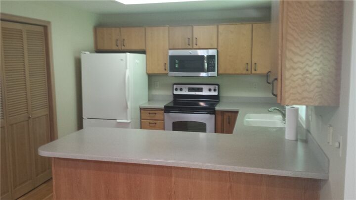 Property Photo: 3317 45th St Ct NW B WA 98335