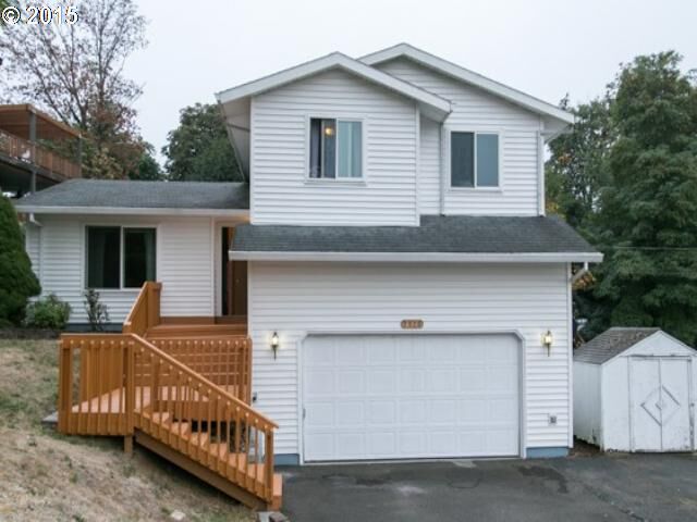 Property Photo: 7826 SE 52nd Ave OR 97206