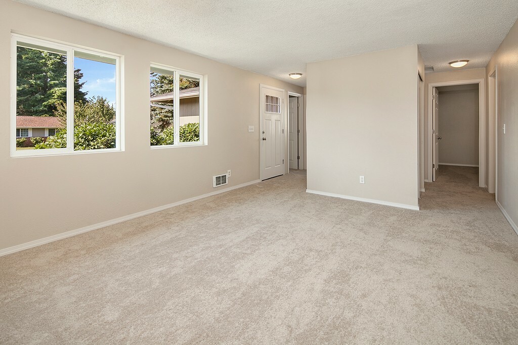 Property Photo: 13107 50th Ave NE WA 98271