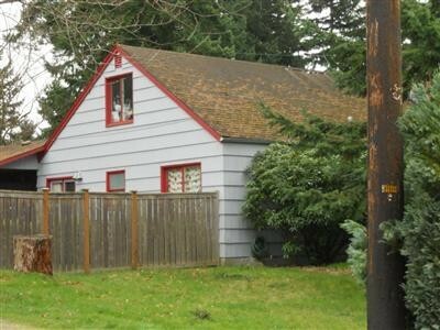 Property Photo:  1440 108th Ave SE  WA 98004 