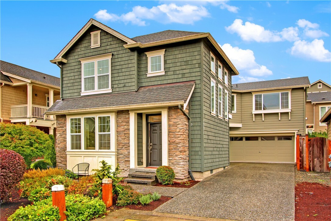 Property Photo: 18251 NE 111th St WA 98052