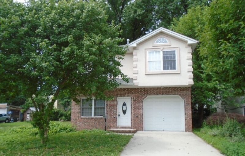 Property Photo: 1118 Frank St NJ 07203