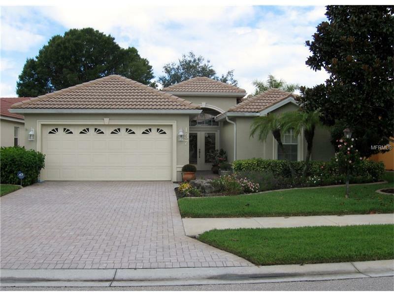 Property Photo:  137 Valencia Lakes Drive  FL 34292 