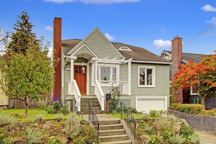 3111 Walnut Ave SW  Seattle WA 98116 photo