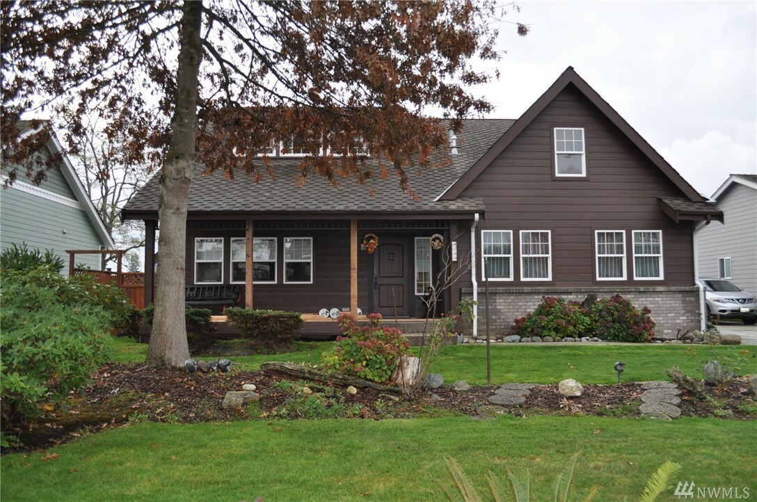 Property Photo: 4749 N Golf Course Dr WA 98230