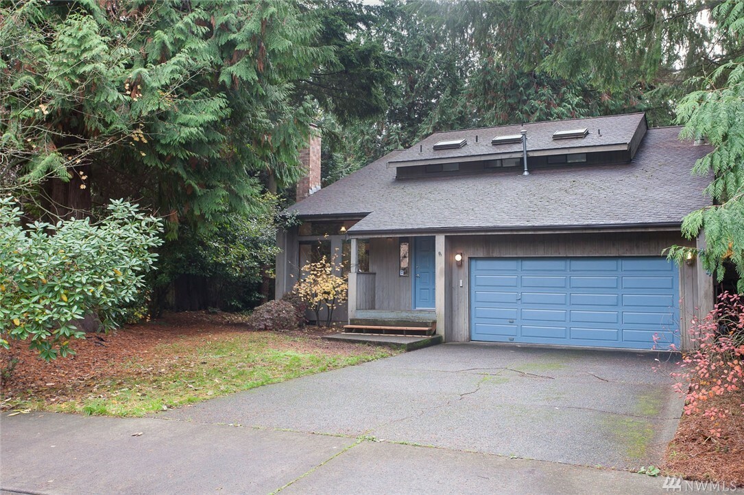 Property Photo:  2004 36th Place SE  WA 98374 