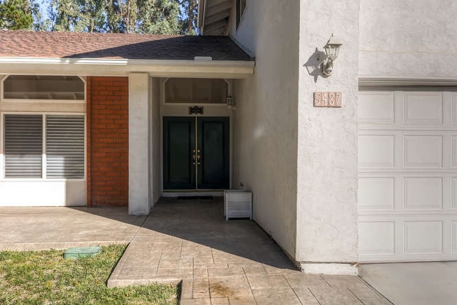 Property Photo:  5487 Coral Reef Ave  CA 92037 