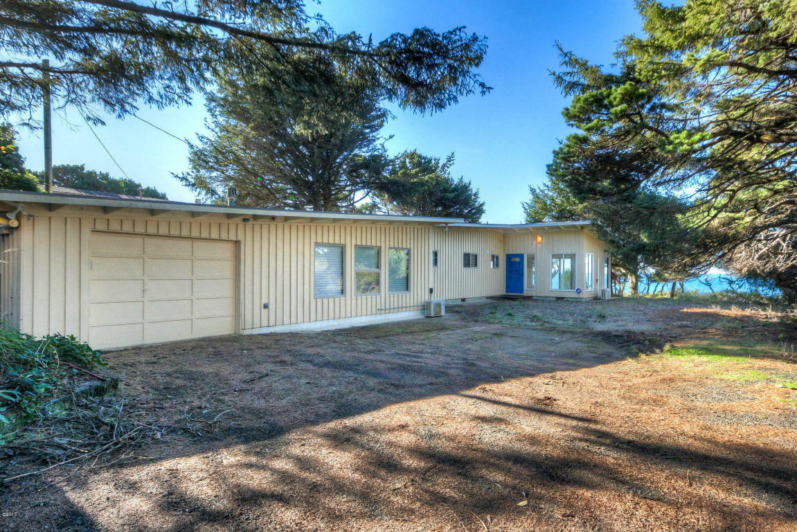 Property Photo:  7732 SW Surfland Street  OR 97366 