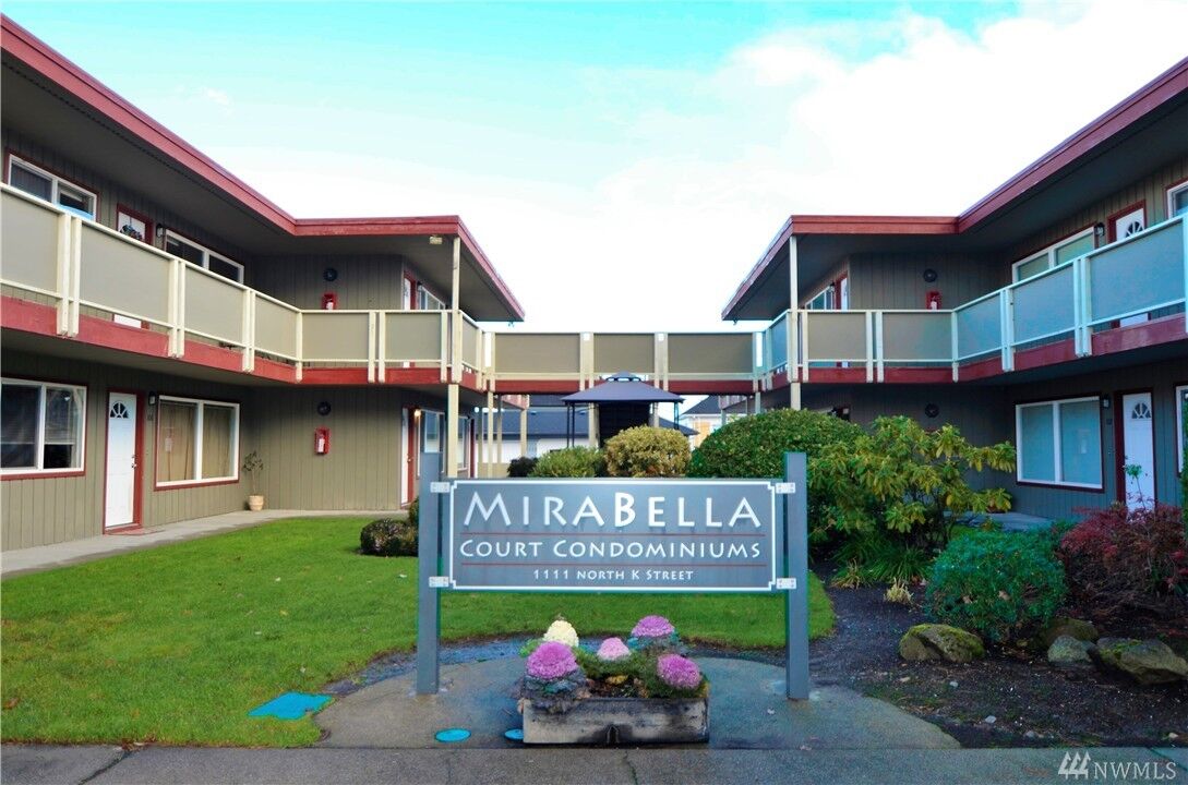 Property Photo:  1111 N K St 103  WA 98403 