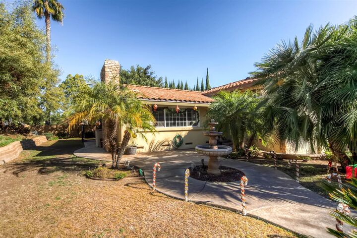 Property Photo:  2066 Alta Vista Dr  CA 92084 