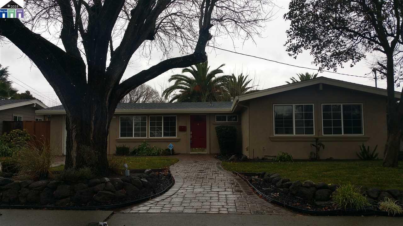 Property Photo: 2143 Huron Dr CA 94519