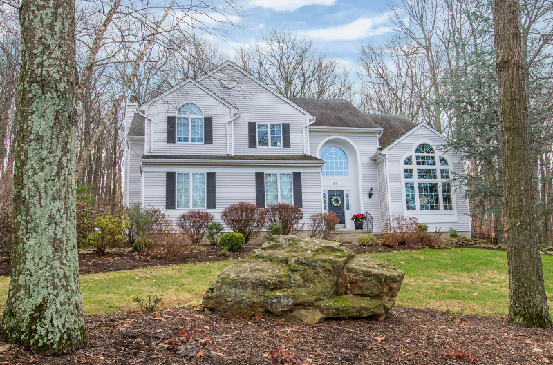 Property Photo:  56 Heritage Ct  NJ 07869 