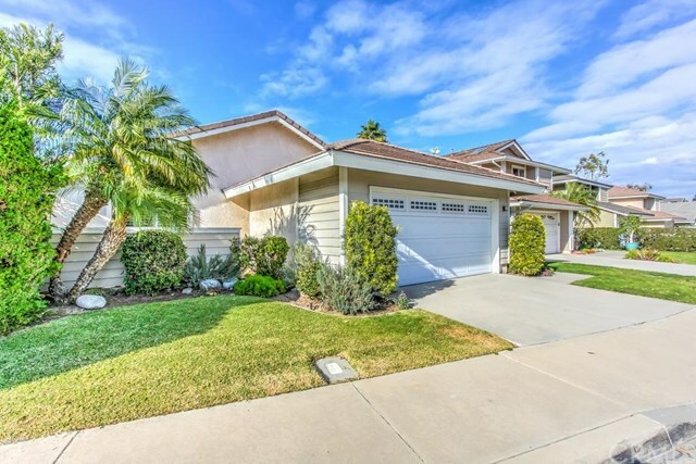 Property Photo:  5 Eagle Point  CA 92604 