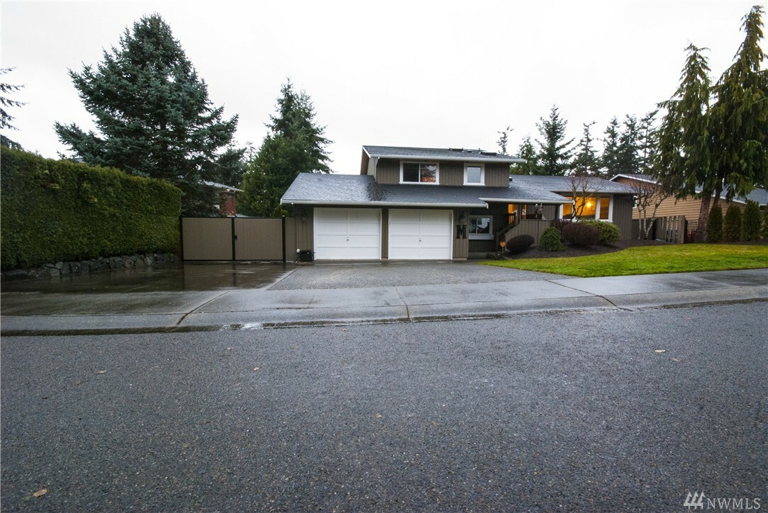 Property Photo:  4683 71st Place SW  WA 98275 