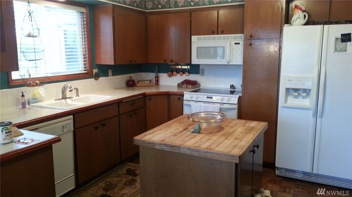 Property Photo:  14507 Berry Valley Rd SE  WA 98597 