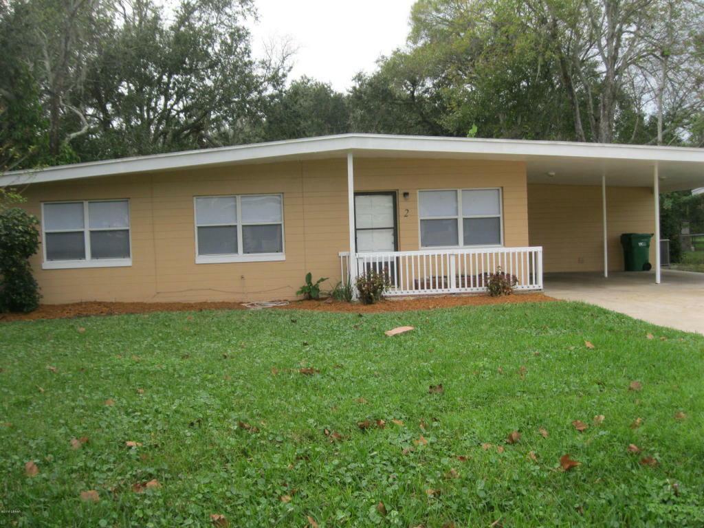 Property Photo:  2 Ronnie Circle  FL 32117 