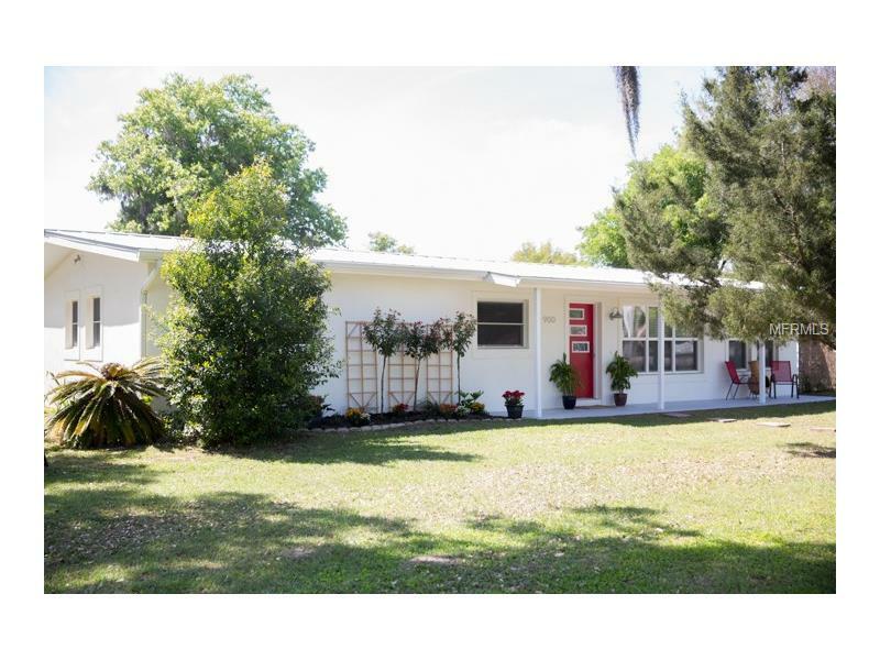 Property Photo:  900 S Orange Boulevard  FL 32771 