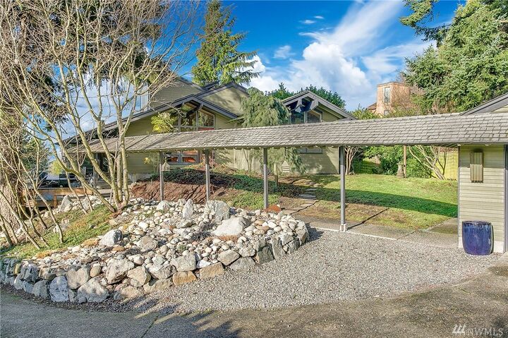 Property Photo:  10214 47th Ave SW  WA 98146 