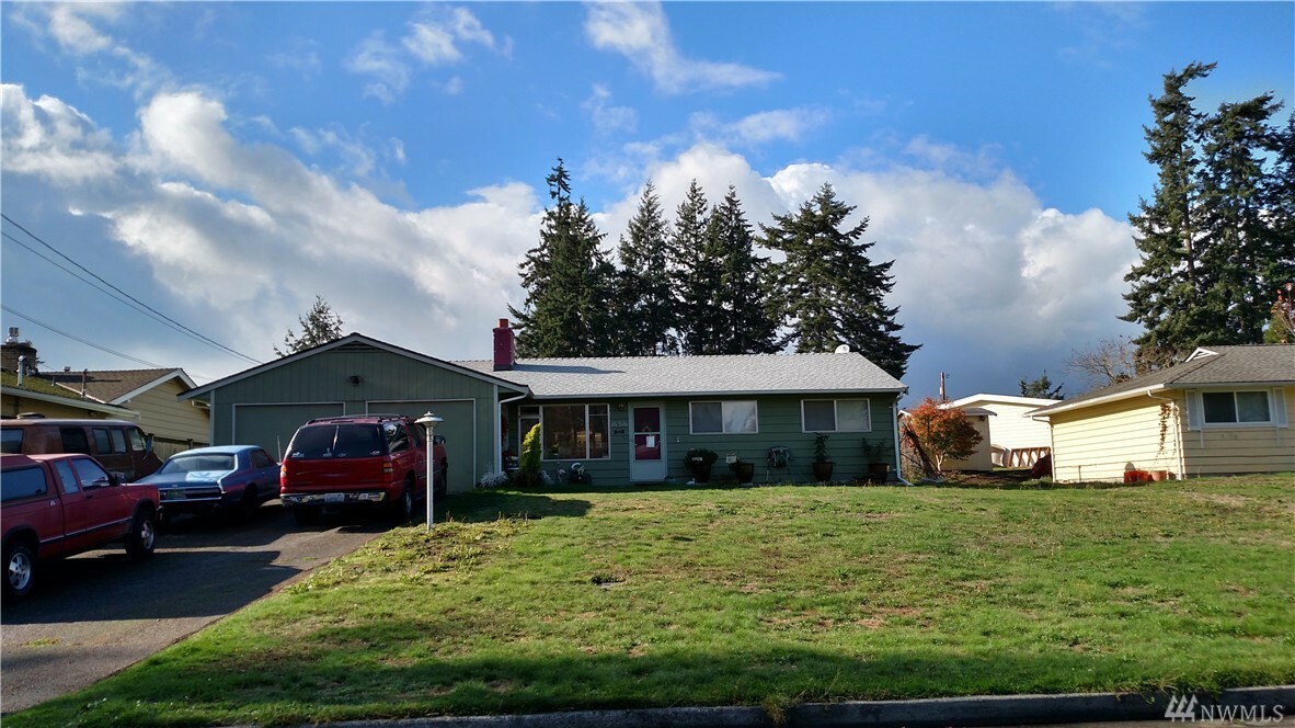 Property Photo:  16316 66th Ave W  WA 98037 