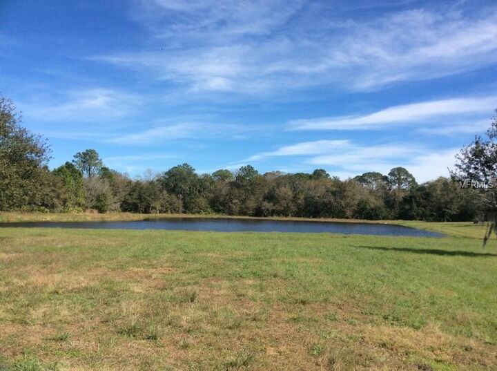 Property Photo: 2003 E 148th Court FL 34212