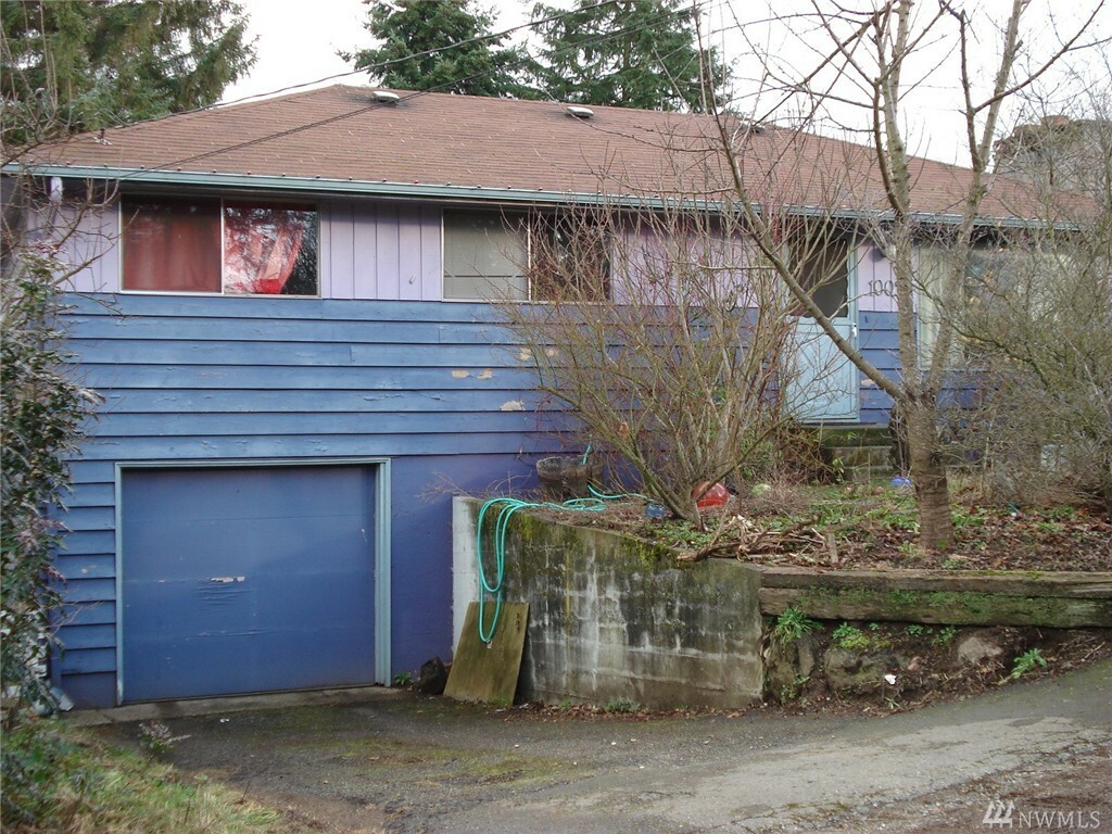 Property Photo:  10034 3rd Ave SW  WA 98146 