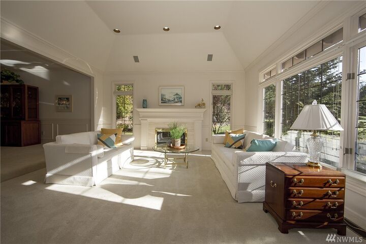 Property Photo:  21648 NE 67th St  WA 98053 