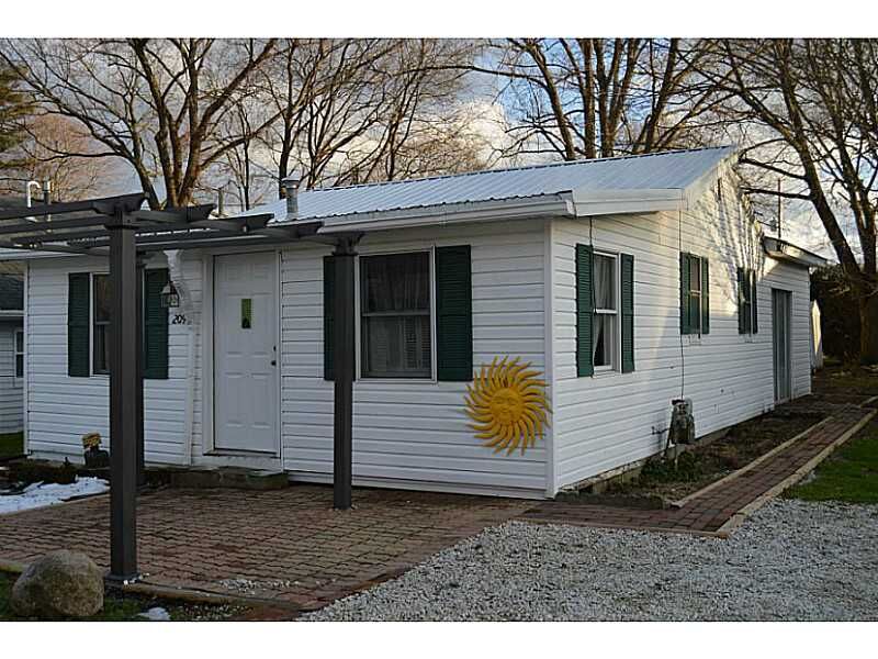 Property Photo: 209 Pine Street PA 16412