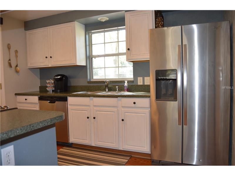 Property Photo:  626 Hand Avenue  FL 34232 