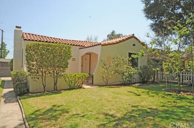 Property Photo: 3000 Millicent Way CA 91107