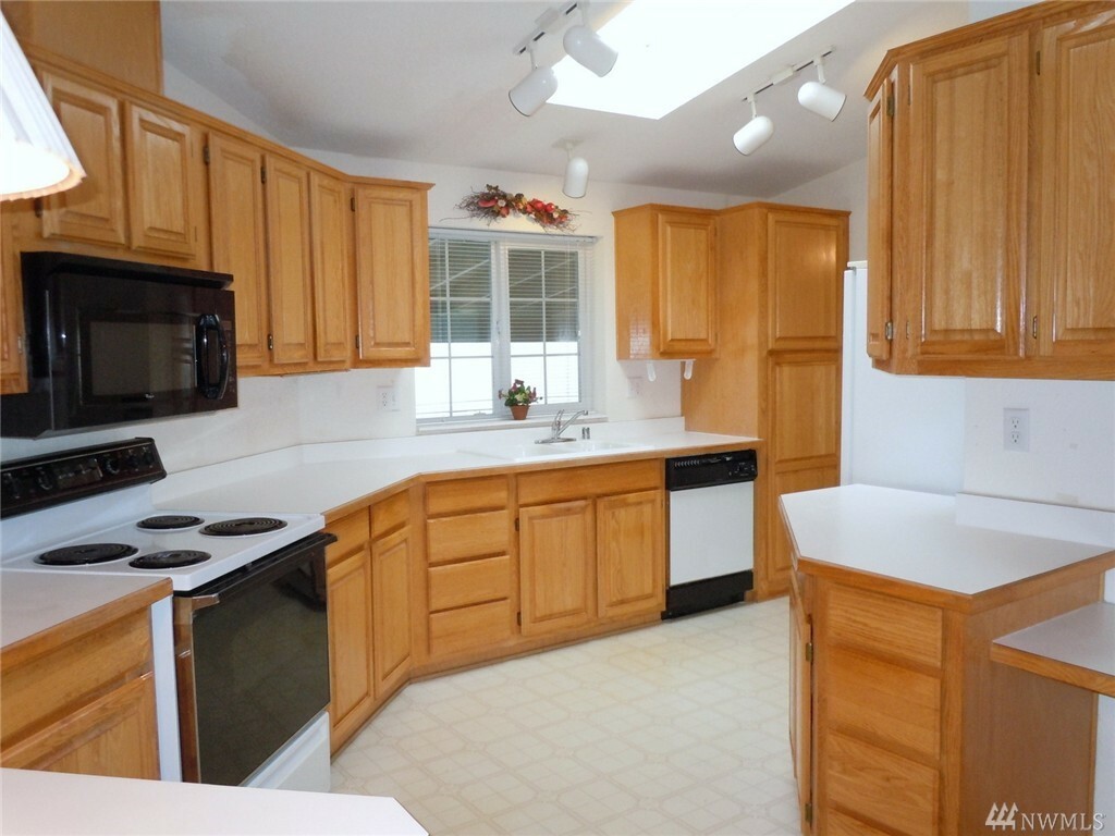 Property Photo: 6638 Virgo Lane NE WA 98311