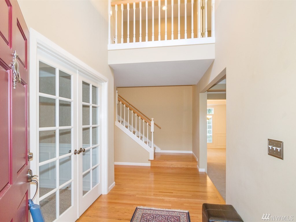 Property Photo: 16040 SE 127th Place WA 98059