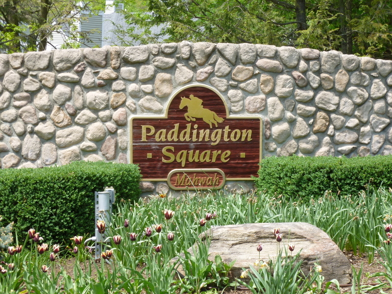 Property Photo: 1050 Cambridge Ct 1050 NJ 07430