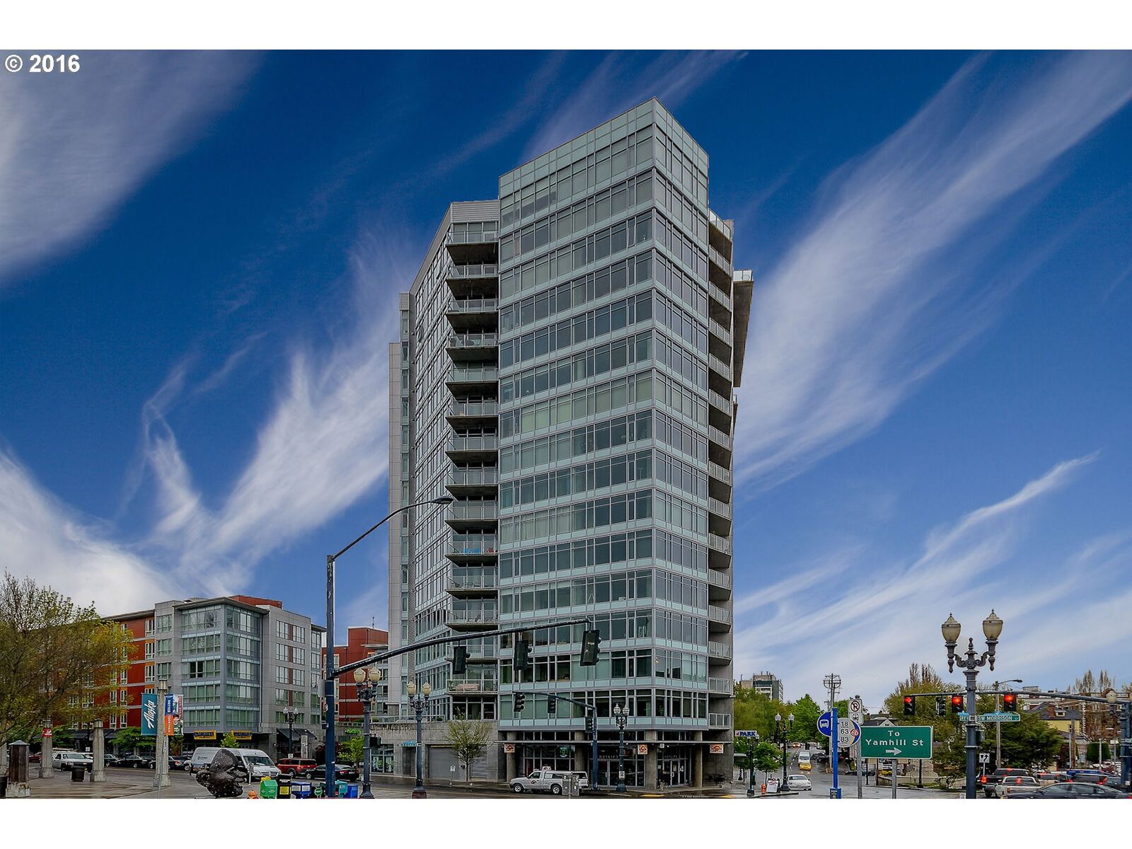 Property Photo:  1926 W Burnside St 716  OR 97209 