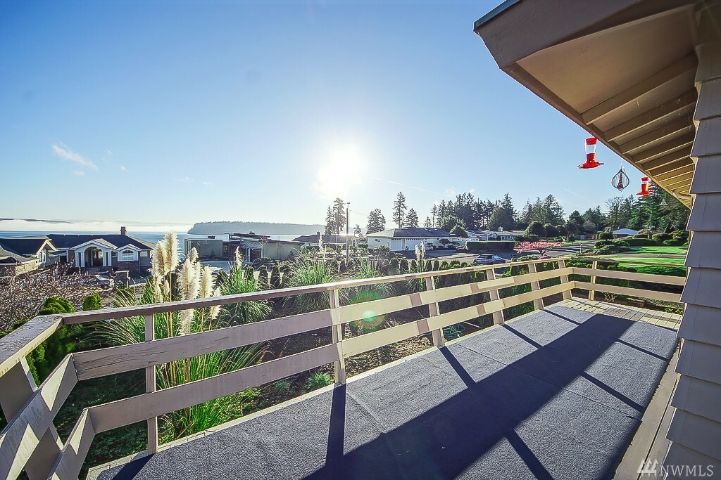 Property Photo:  6714 Cascade Avenue  WA 98335 