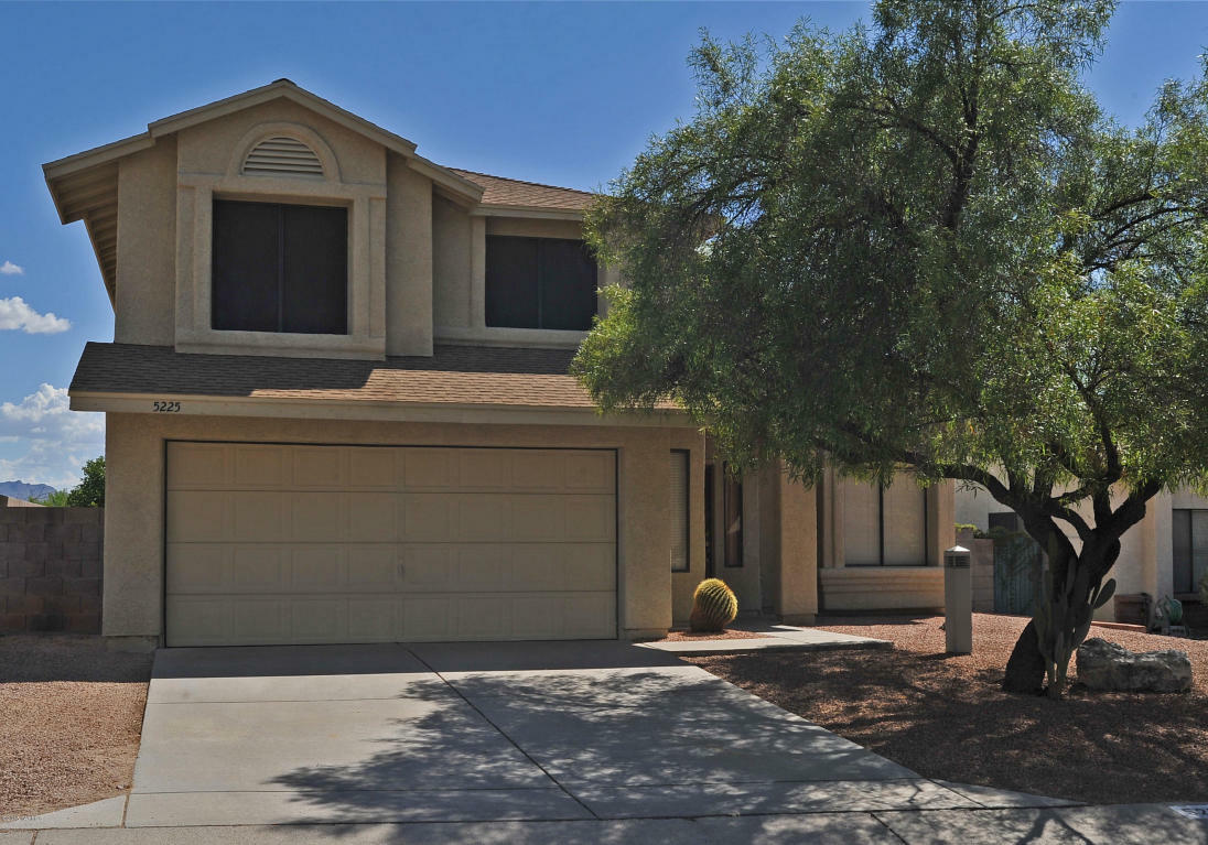 Property Photo:  5225 W Peridot Street  AZ 85742 