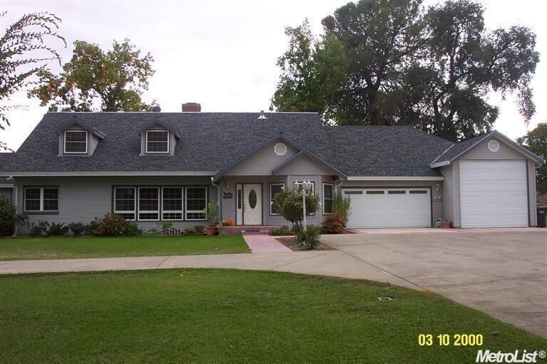 Property Photo:  4820 Cypress Avenue  CA 95608 