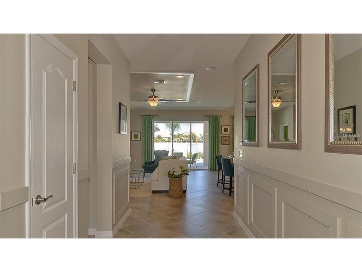 Property Photo: 2842 Oriole Drive FL 34243