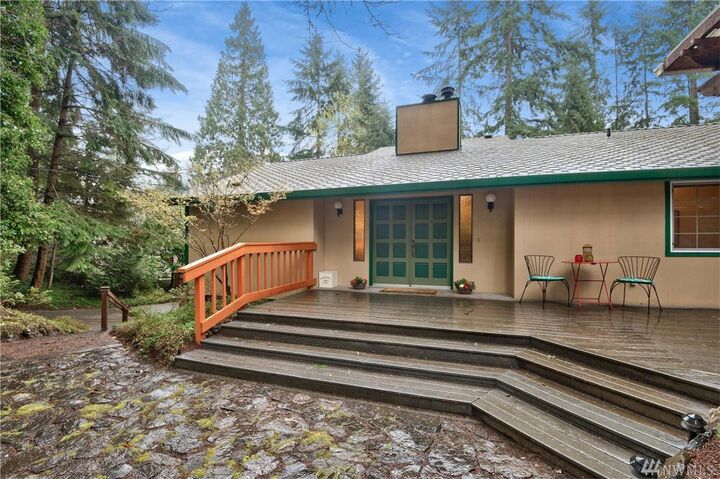 10409 Moller Dr NW  Gig Harbor WA 98332 photo