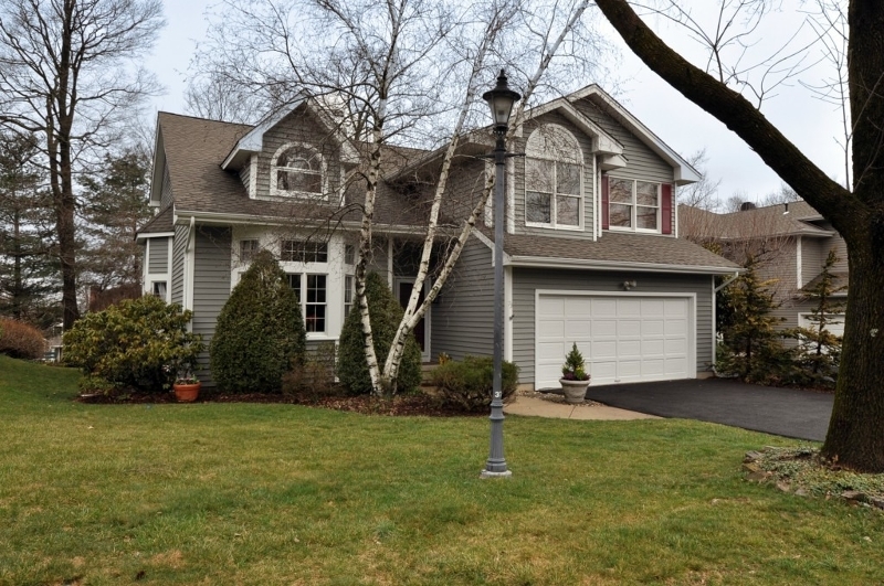 Property Photo: 73 Autumn Ridge Rd NJ 07921