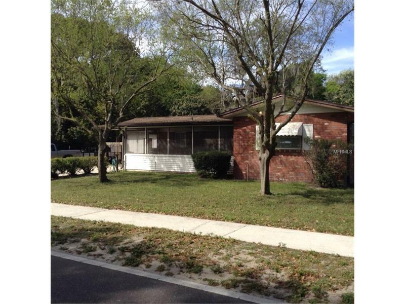 Property Photo:  5310 Pine Street  FL 33584 