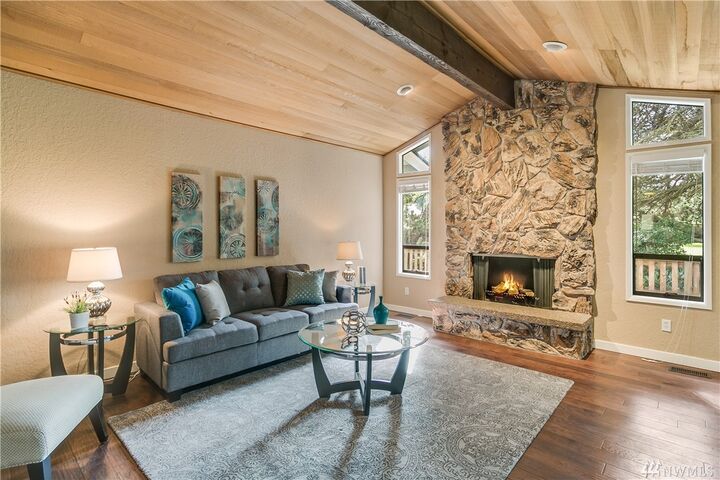 Property Photo:  2130 160th Place SE  WA 98012 