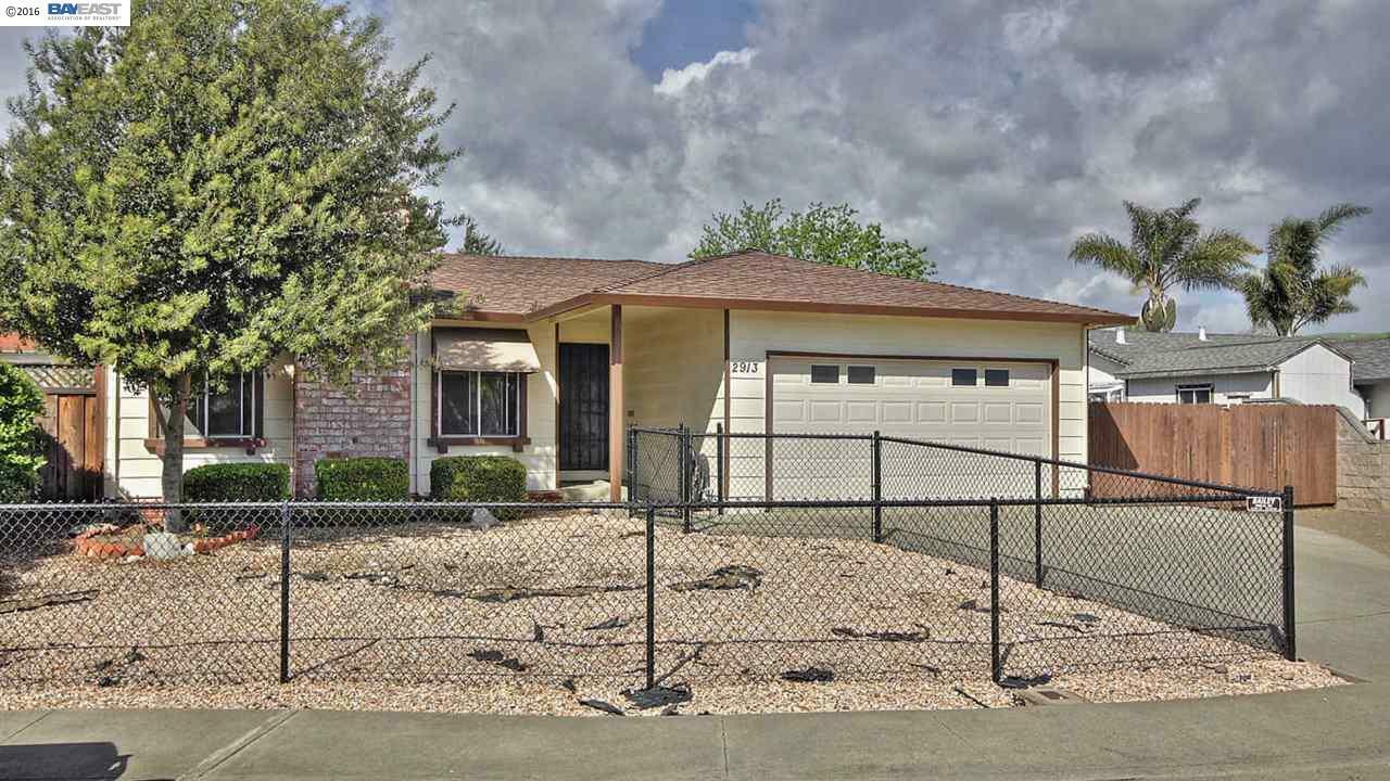 Property Photo:  2913 Daisy Court  CA 94587 