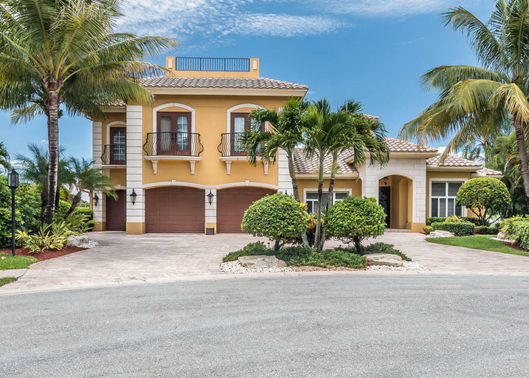 Property Photo: 21145 Ormond Court FL 33433