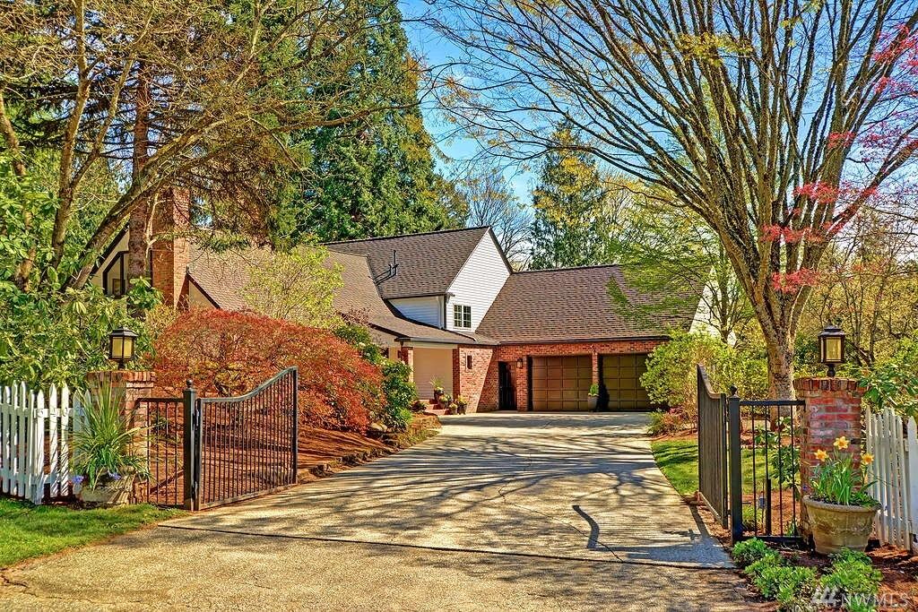 Property Photo:  5406 232nd Ave SE  WA 98029 