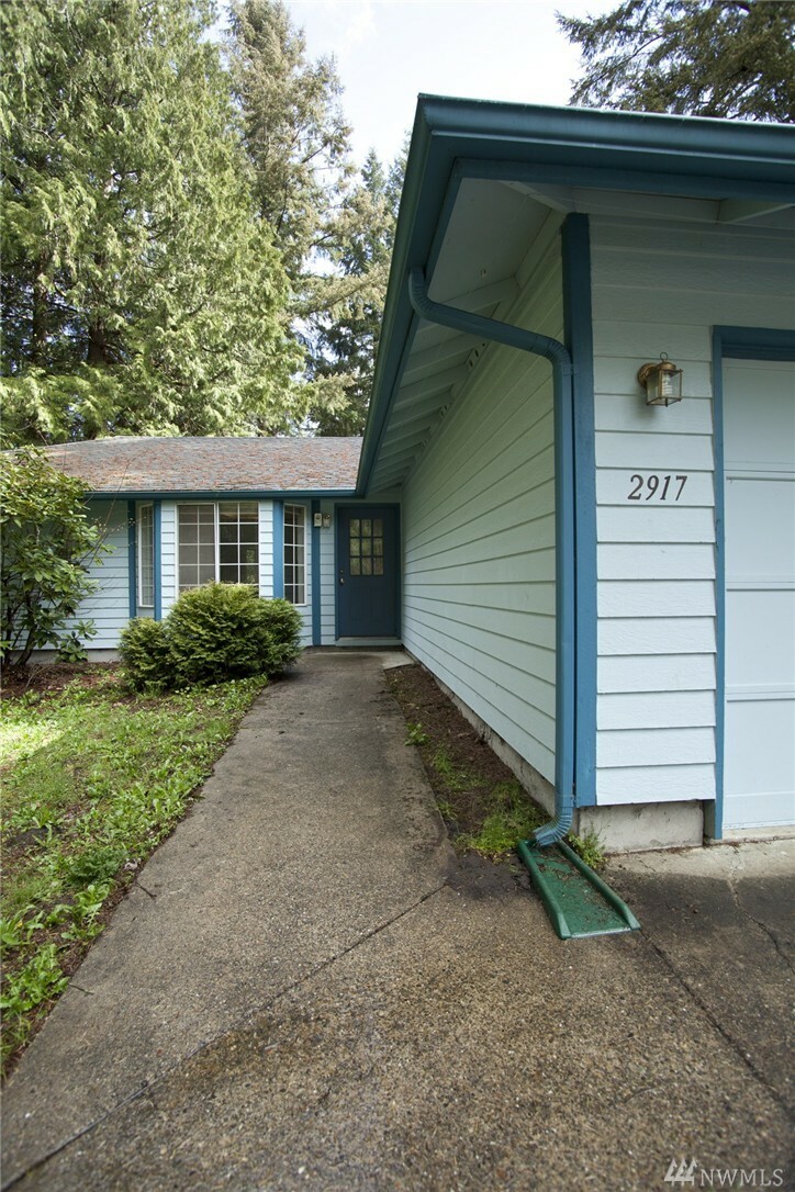 Property Photo:  2917 Cornell Ct SE  WA 98503 