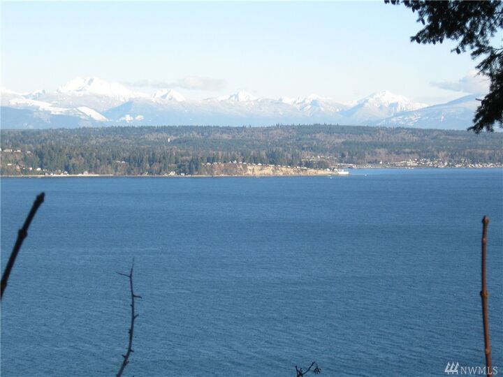 Property Photo: 4197 E Camano Dr WA 98282