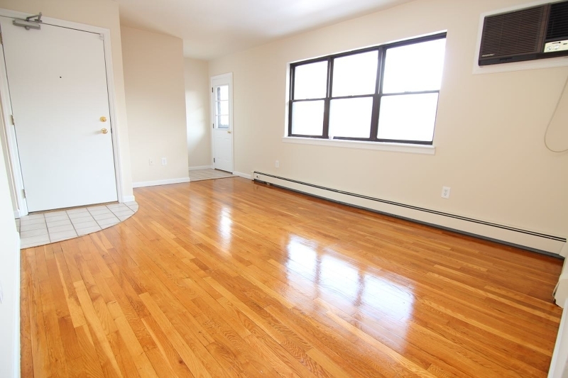 Property Photo:  187 Terhune Ave H  NJ 07644 